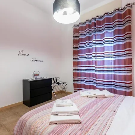 Apartment - Trastevere Train Station - Wifi *